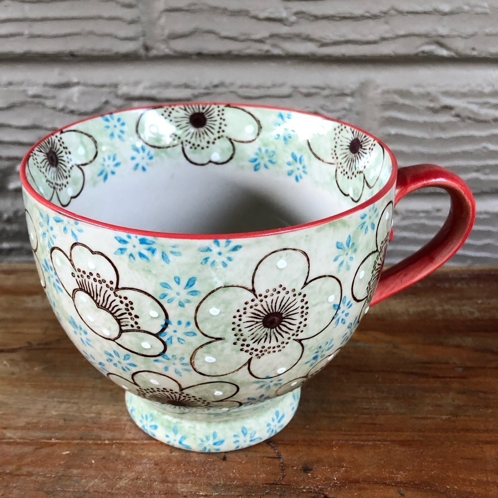 Miyabi Yokohana Studio Handpainted Floral Footed Mug 12oz